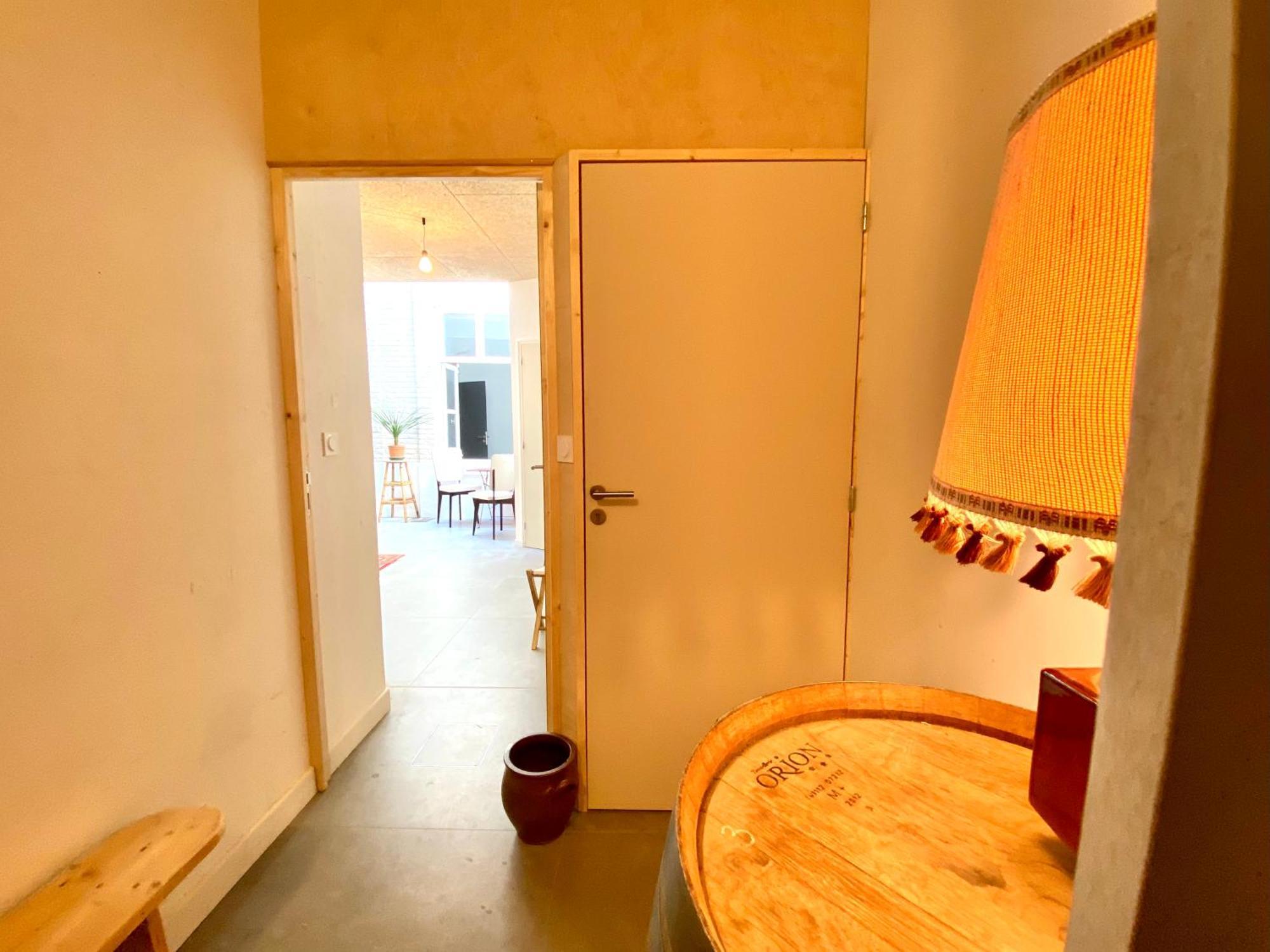 Oasis Urbaine - Spacieux Et Calme Avec Patio Lille Ngoại thất bức ảnh